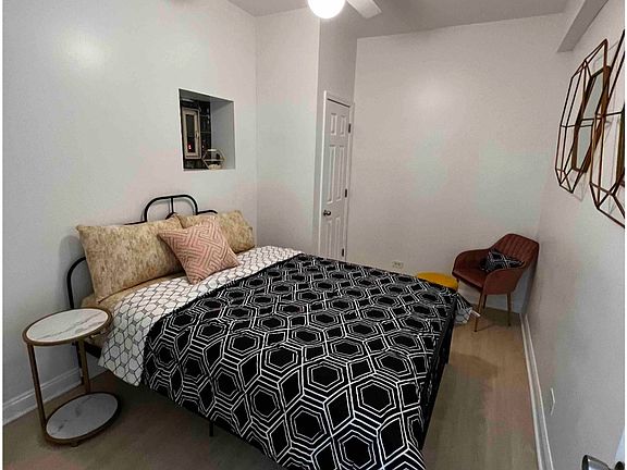 5th image of 6607 S Drexel Ave #G