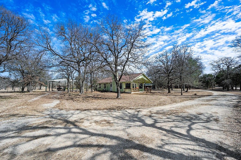 198 County Road 1410, TX 76671 Zillow