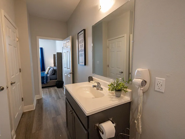 LTL Royal Palms Baton Rouge MT LLC — Photo 83