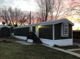 5111 Pebble Ln, Loves Park, IL