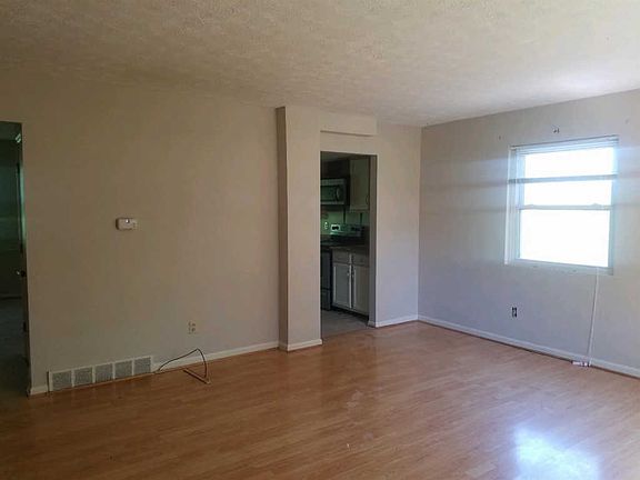 5th image of 1044 Idylwild Dr