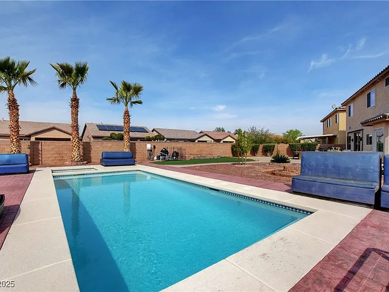 3541 Winter Wren St — Photo 46