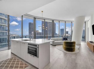 55 SW 9th St APT 4403, Miami, FL 33130