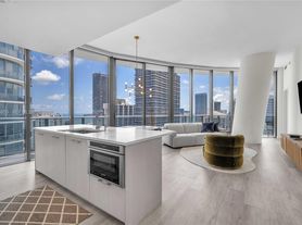 55 SW 9th St