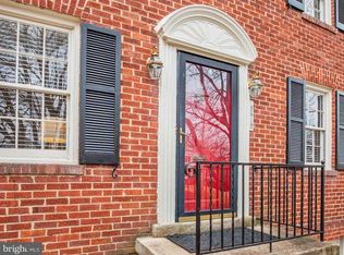 5912 Woodacres Dr, Bethesda, MD 20816