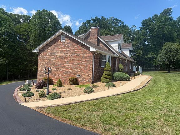 3rd image of 1070 Muddy Creek Rd #1070