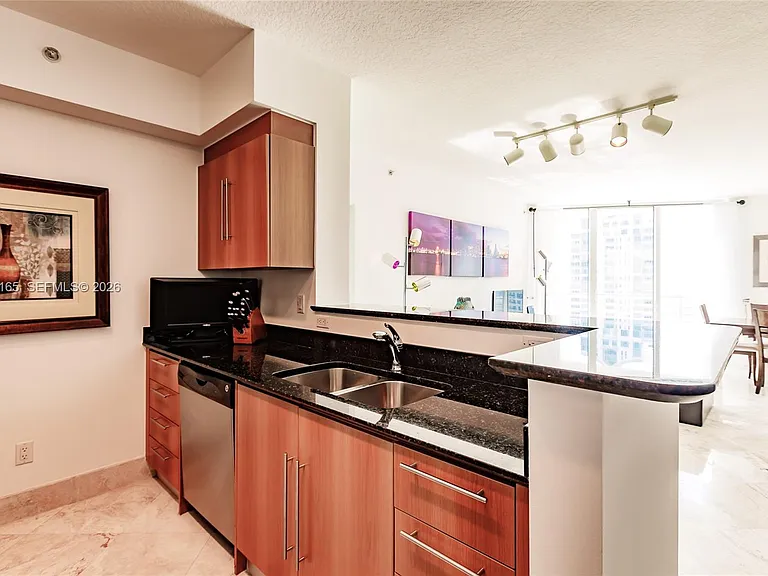 325 Biscayne Blvd #3617 — Photo 4