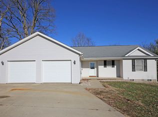 3370 W Sekiu Ct, Bloomington, IN 47404