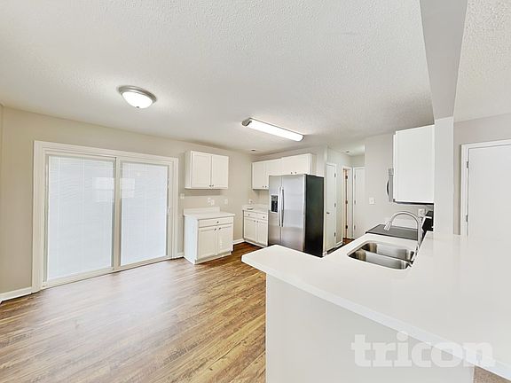 5th image of 198 Brantley Place Dr