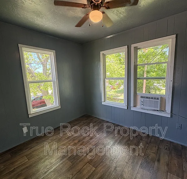522 S Stonewall St — Photo 8