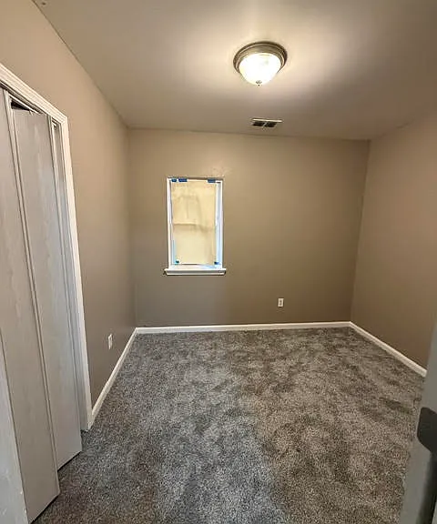 3214 S Grand Traverse St — Photo 8