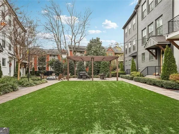 193 Chestnut Cir NE #38, Atlanta, GA 30342