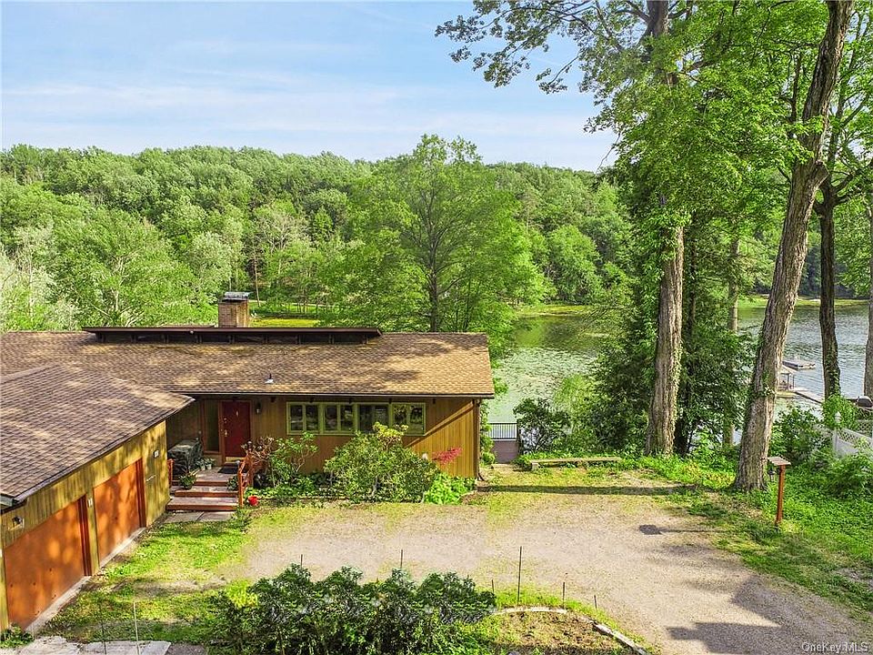 82 Twin Lakes Road, South Salem, NY 10590 Zillow