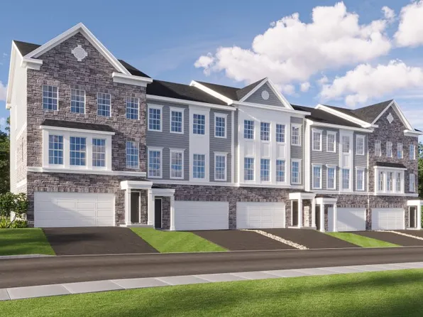 79 Eastwood Ter, East Hanover, NJ 07936