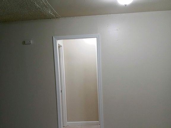 3rd image of 403 Figueroa Dr #1