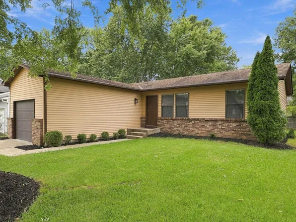 8847 Hornsea Dr, Powell, OH 43065