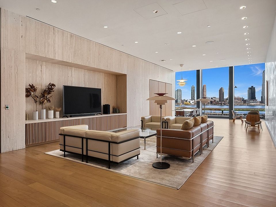 1st image of 685 1st Ave APT 14G