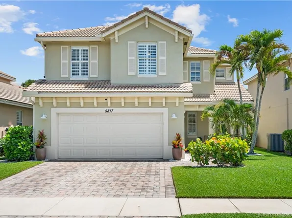5817 SE Crooked Oak Ave, Hobe Sound, FL 33455
