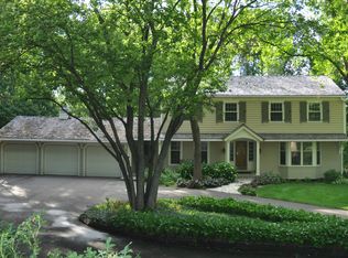 301 Ferndale Rd S, Wayzata, MN 55391