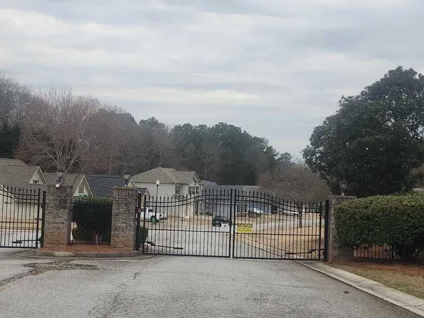 515 Vandenburg Dr, Villa Rica, GA 30180