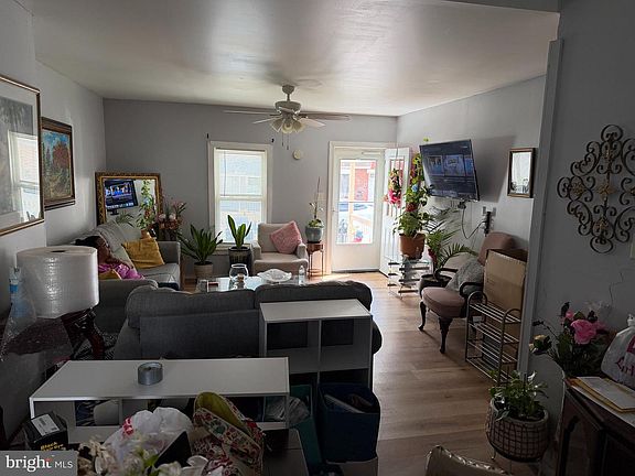 4th image of 432 S 14th St
