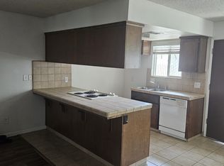 508 Hawley Ave, Sanger, CA 93657