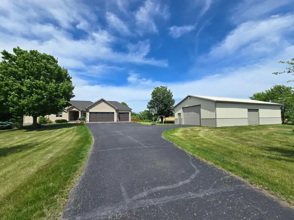 3698 135th St, Plato, MN 55370