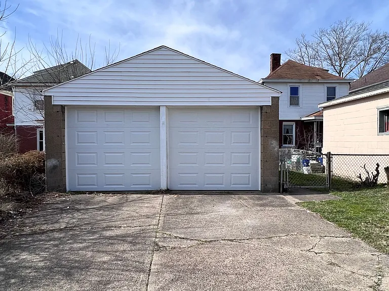132 Amelia St — Photo 30