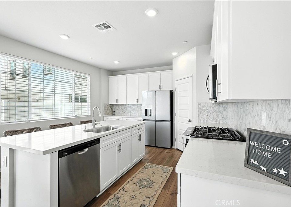 1st image of 28267 Ashtree St