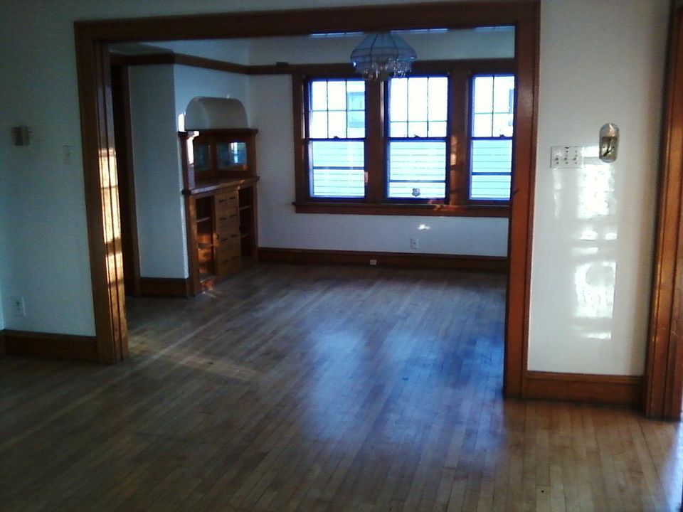 2nd image of 5516 N 36th St