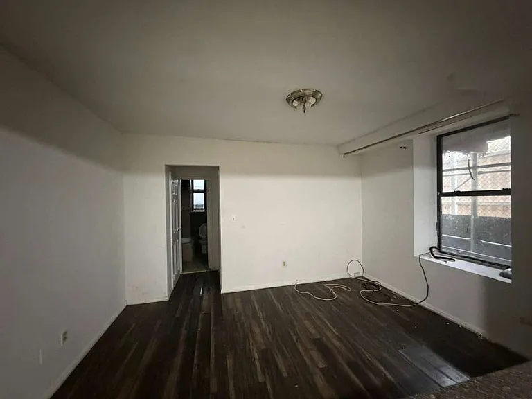 1801 Marmion Ave #W1 — Photo 2