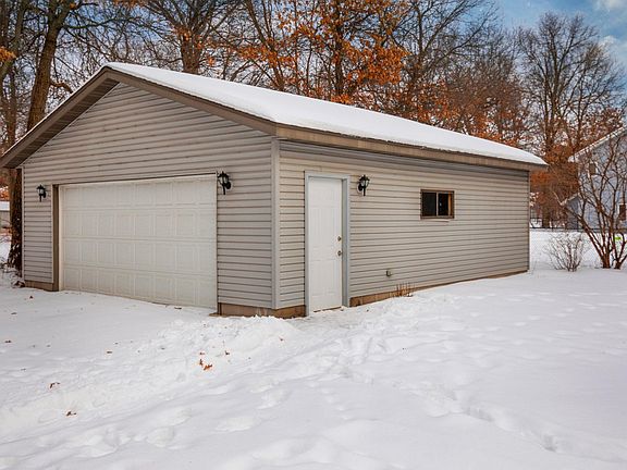 4th image of 12752 Mountain Ash Dr