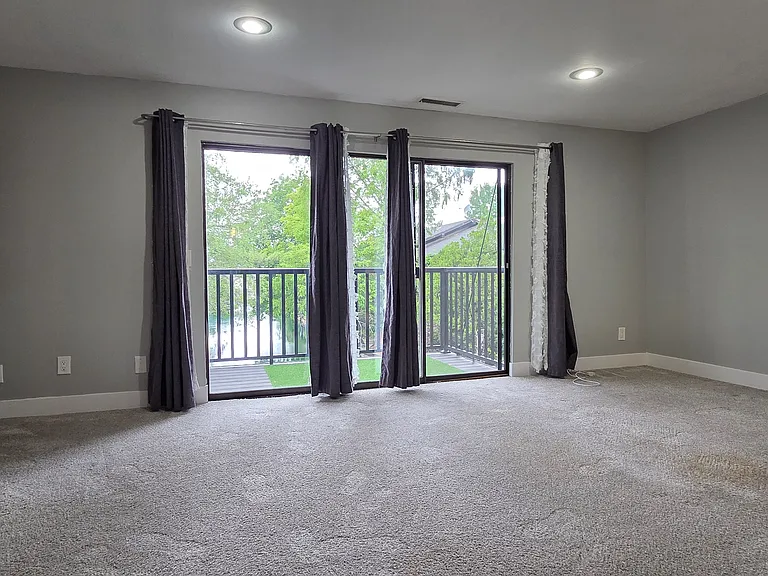 4620 S Woodduck Ln — Photo 9