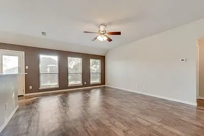 3308 Anysa Ln — Photo 14