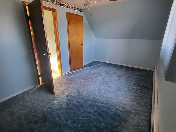 3rd image of 227 Crandon Blvd #1B