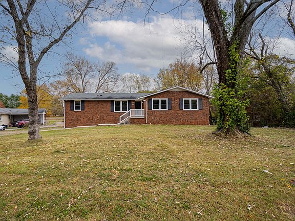 3rd image of 1103 Toddington Dr