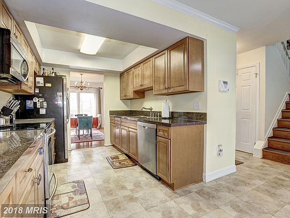 5th image of 11915 Bargate Ct #11915