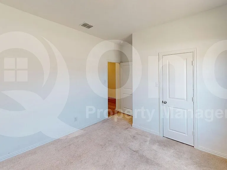 1108 Chip St — Photo 12