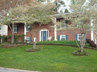 16 Clark Pl, Oak Ridge, TN 37830