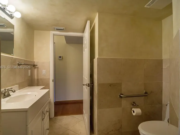 1237 Aduana Ave — Photo 33