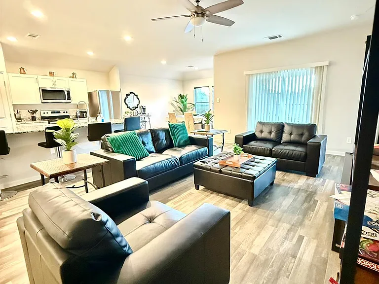 302 Del Monte Dr — Photo 23