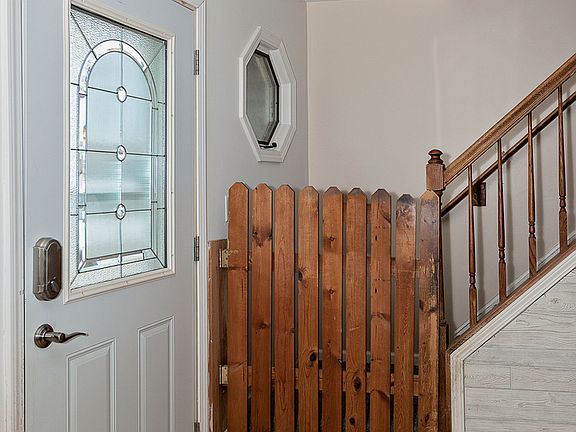 3rd image of 128 Josephine Ave