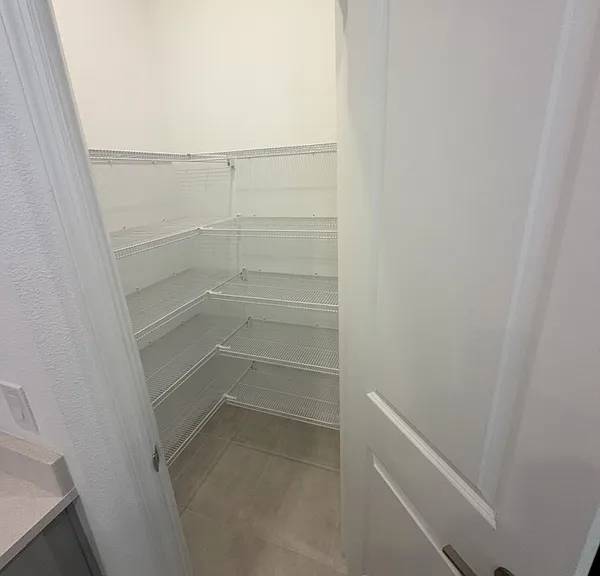 4830 Revolutionary Way — Photo 7