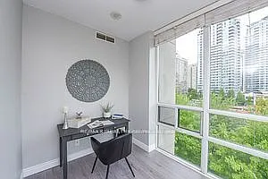 3504 Hurontario St #609 — Photo 23