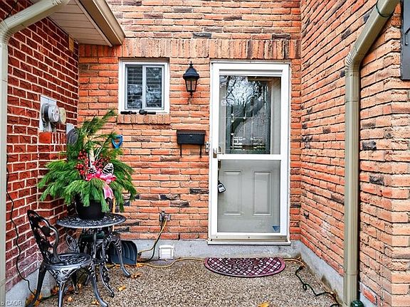 3rd image of 4198 Longmoor Dr #2