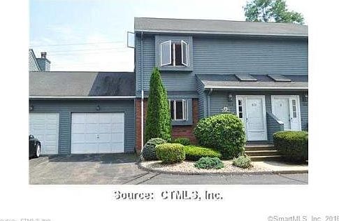 1st image of 105 Sand Stone Dr