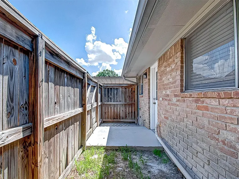 1104 W Tri Oaks Ln #119 — Photo 23