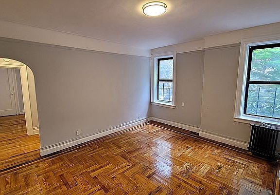 5th image of 3225 Grand Concourse #G24