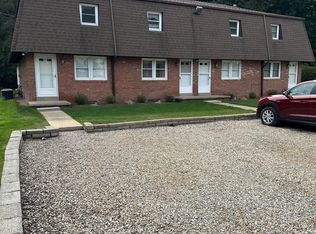1382 Lincoln Dr #C, Monaca, PA
