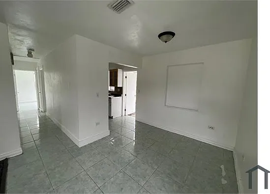 1240 NE 143rd St — Photo 12